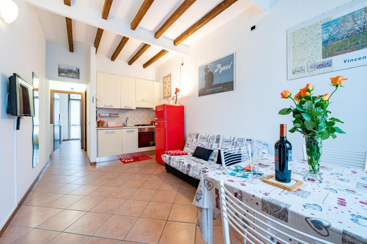 Parma Historic Center Apartment 7Min From Duomo Esterno foto