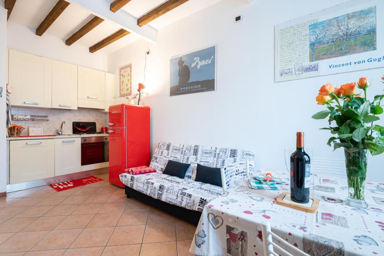 Parma Historic Center Apartment 7Min From Duomo Esterno foto